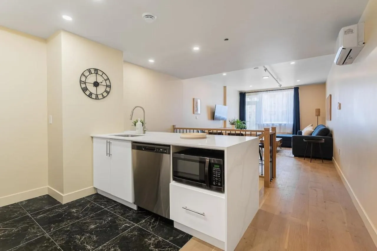 Apartment 2Br Downtown Suite With Balcony Montreal