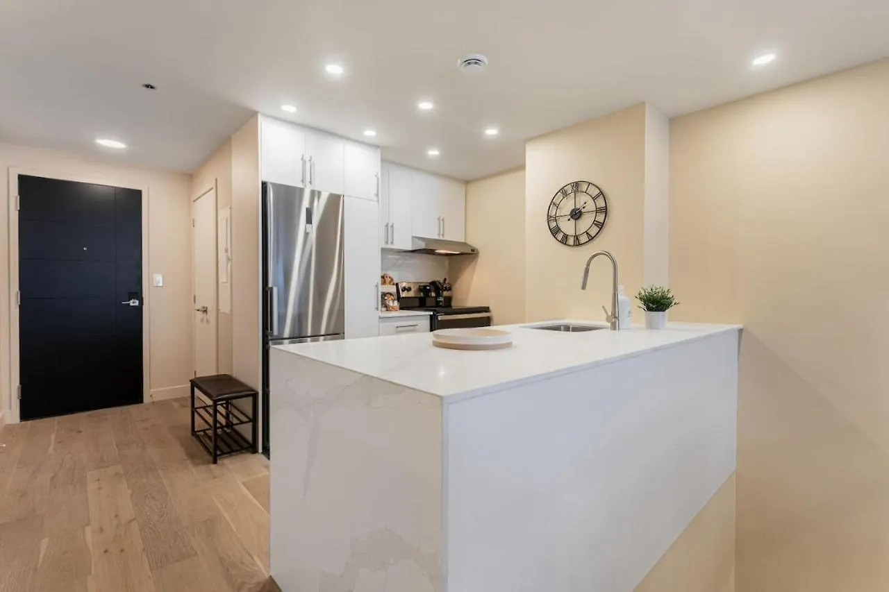 Apartment 2Br Downtown Suite With Balcony Montreal