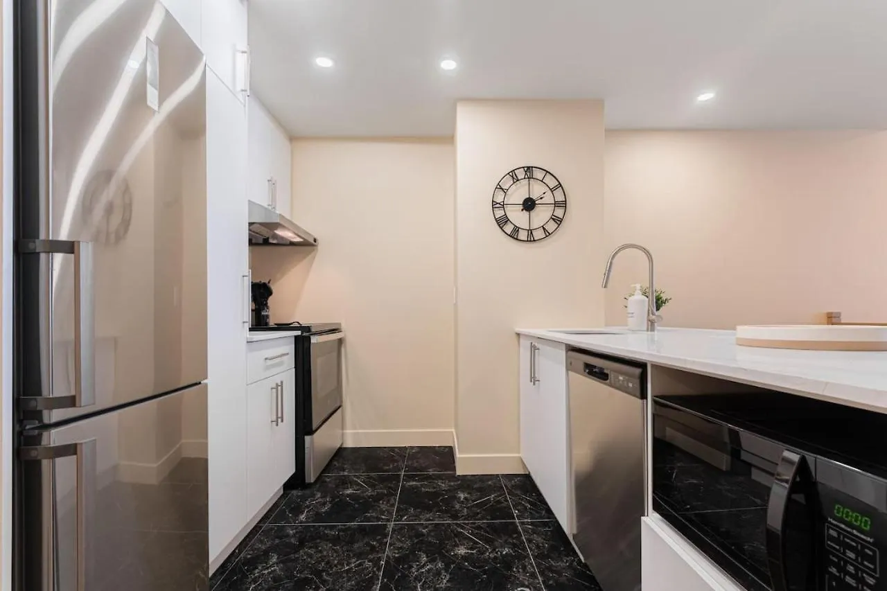 2Br Downtown Suite With Balcony Montreal 0*,
