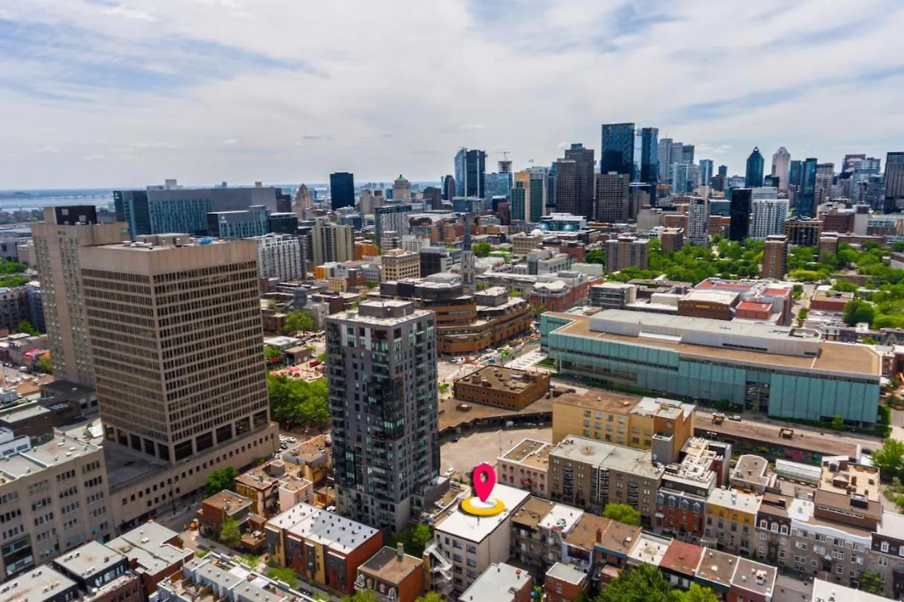 2Br Downtown Suite With Balcony Montreal Apartment